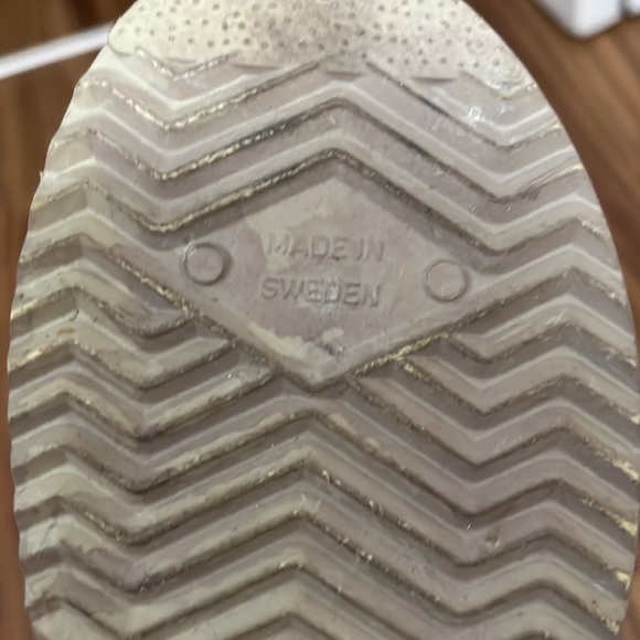 Clogs - Picture 4 of 5